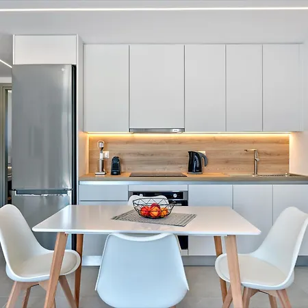 Apartament Paros Gem *