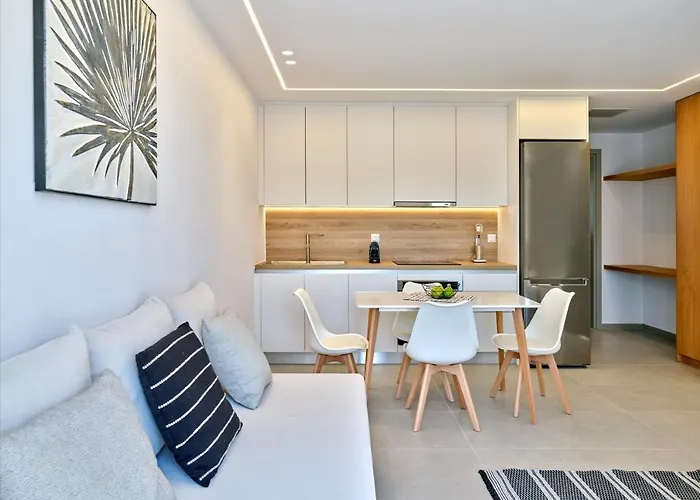 Paros Gem Apartmán *