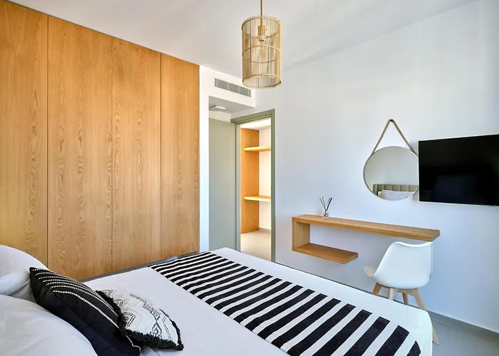 Paros Gem Lägenhet Naousa